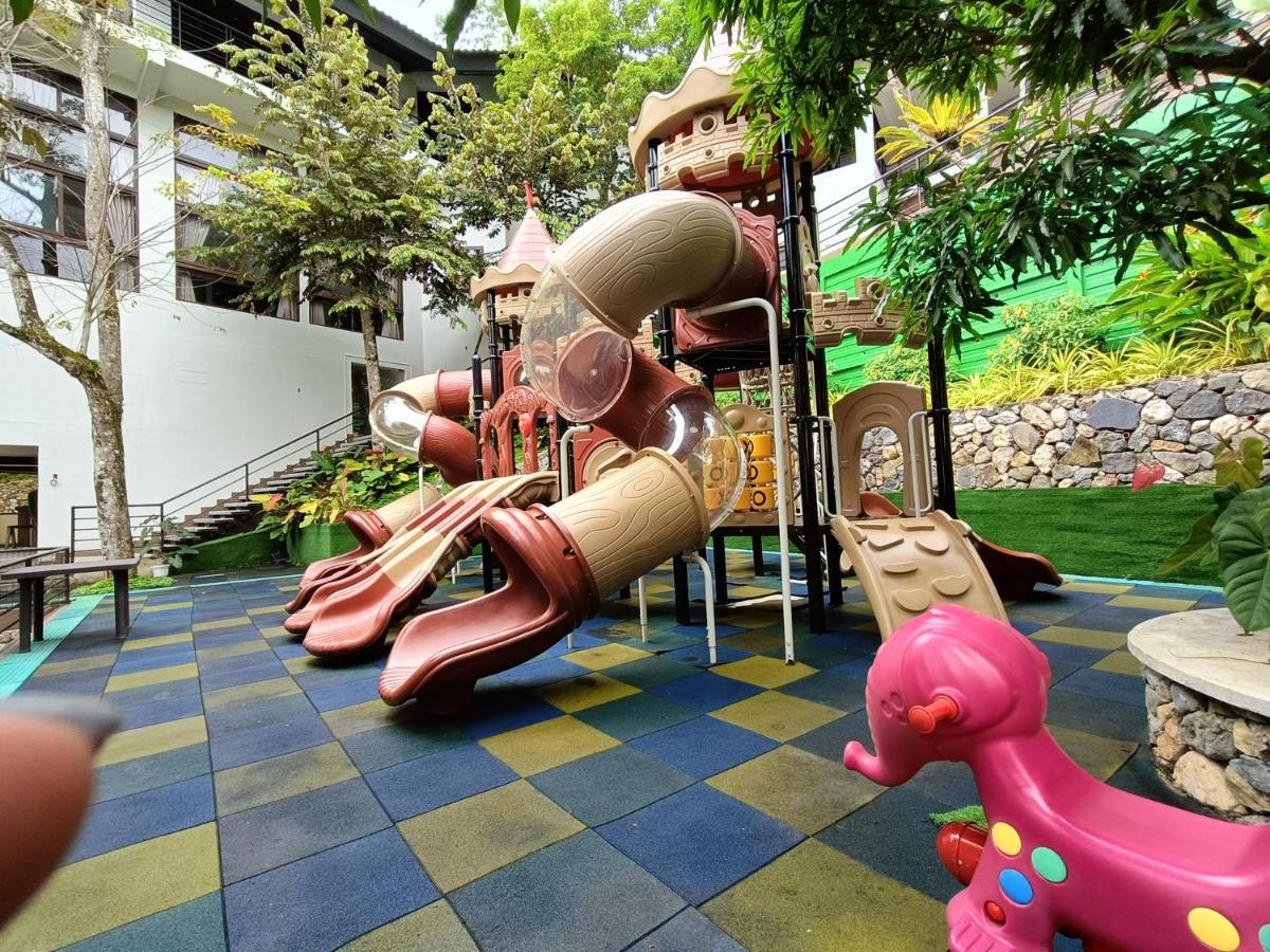 Mist Mountain Resort Powered By Cocotel Cebu Zewnętrze zdjęcie